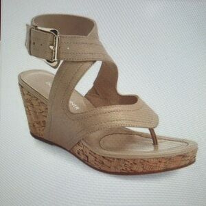 Donald J Pliner Alma Ankle Strap Wedge Sandal